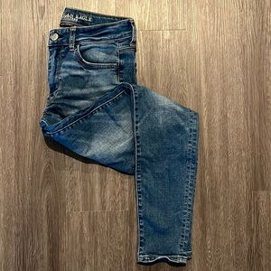 High-Rise Jegging